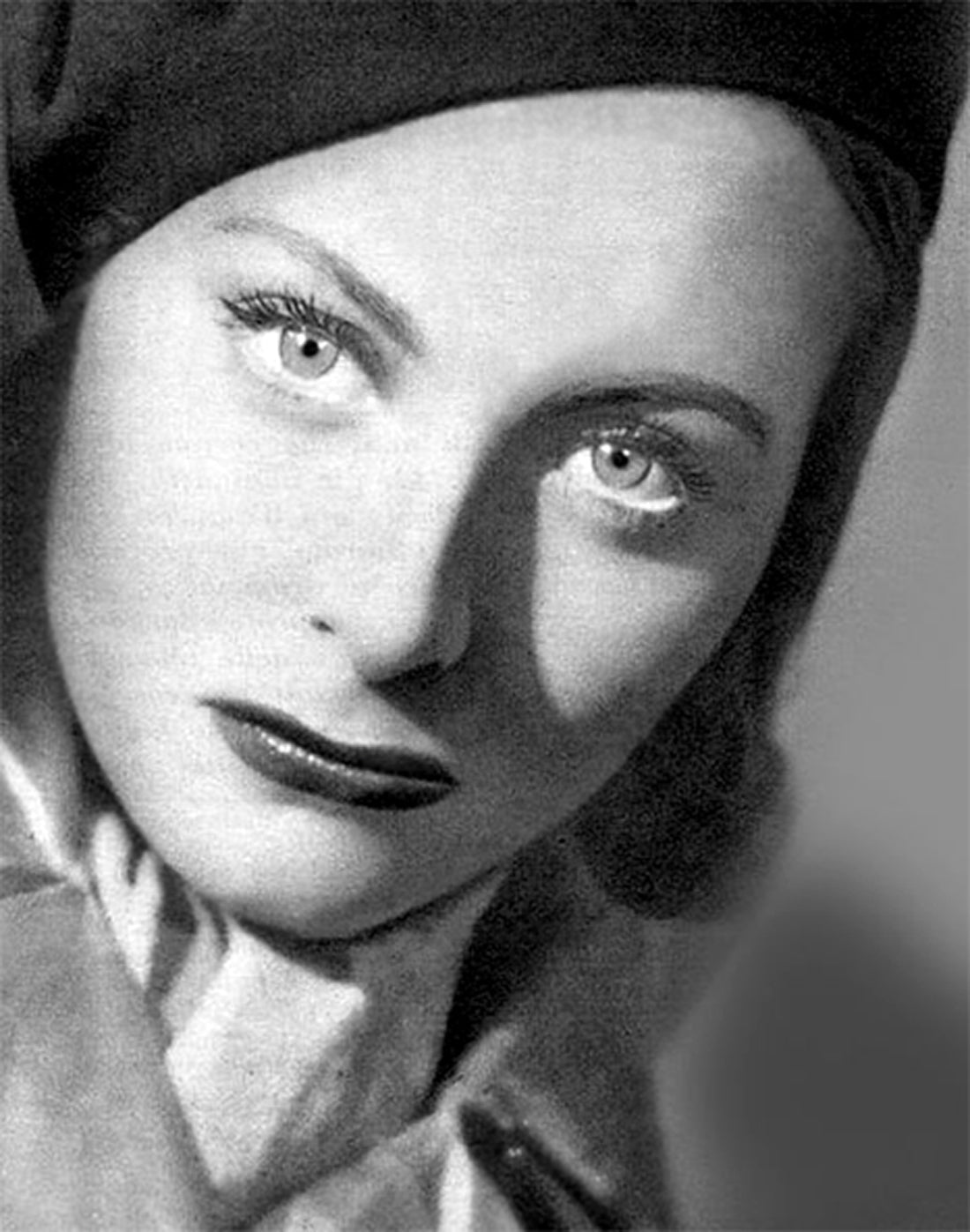 Tee-shirt femme — Michèle Morgan